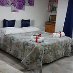Regina Elena לינה וארוחת בוקר Pignola