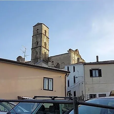 Regina Elena Pignola